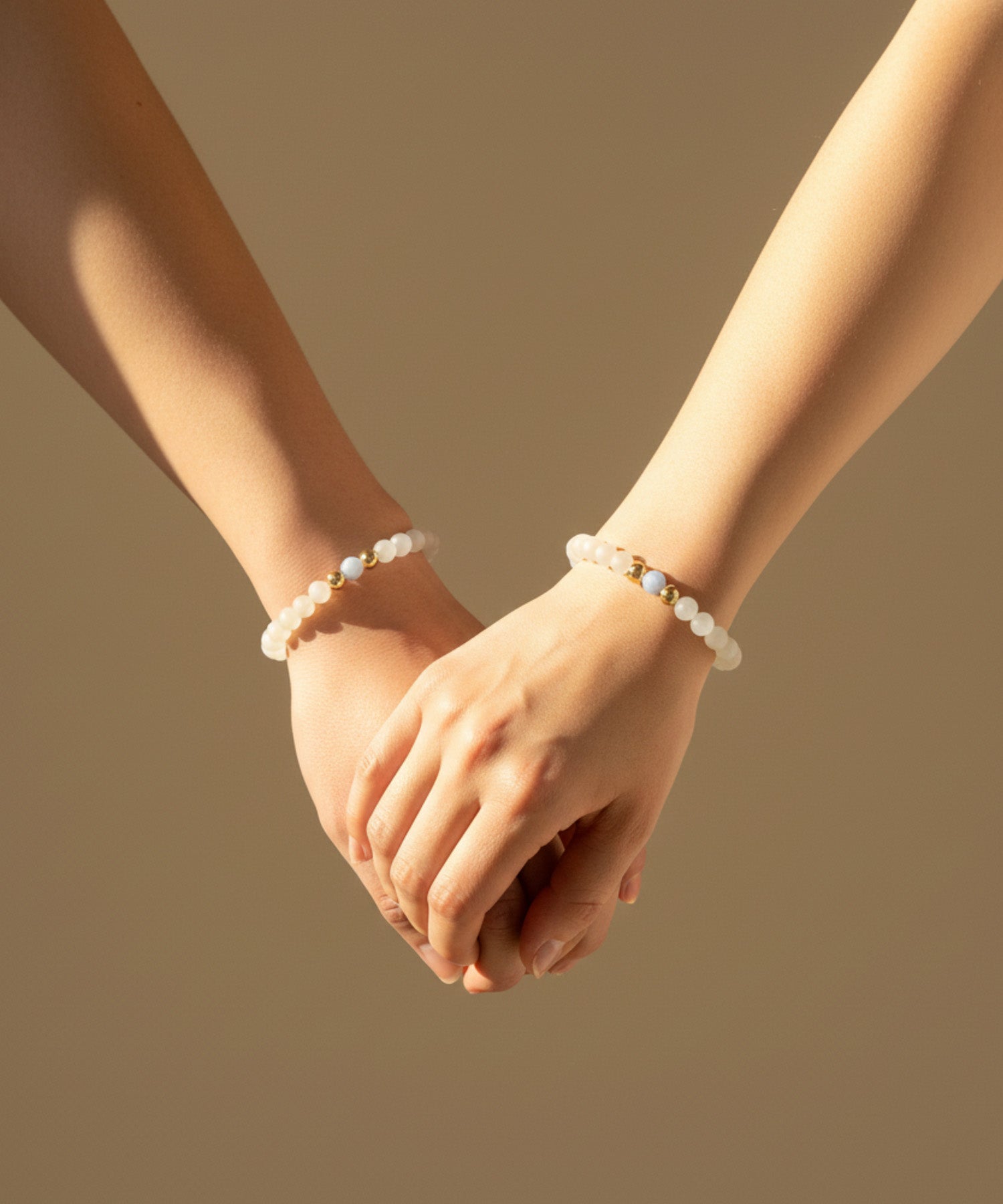 PISCES NEW BEGINNINGS BRACELET WITH AQUAMARINE & MOONSTONE (CLASSIC)