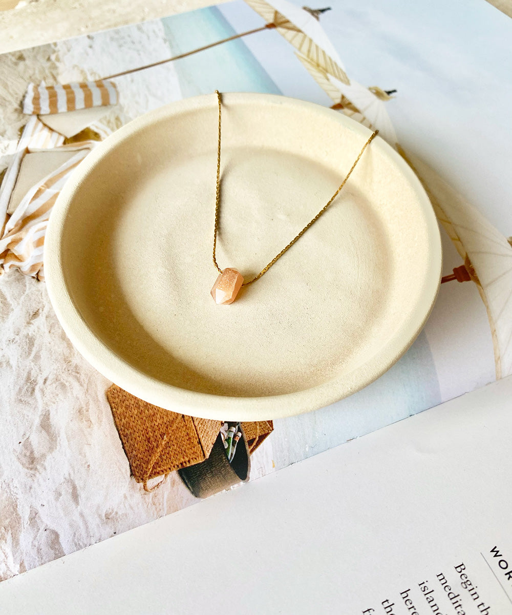 THE JOY NECKLACE WITH SUNSTONE