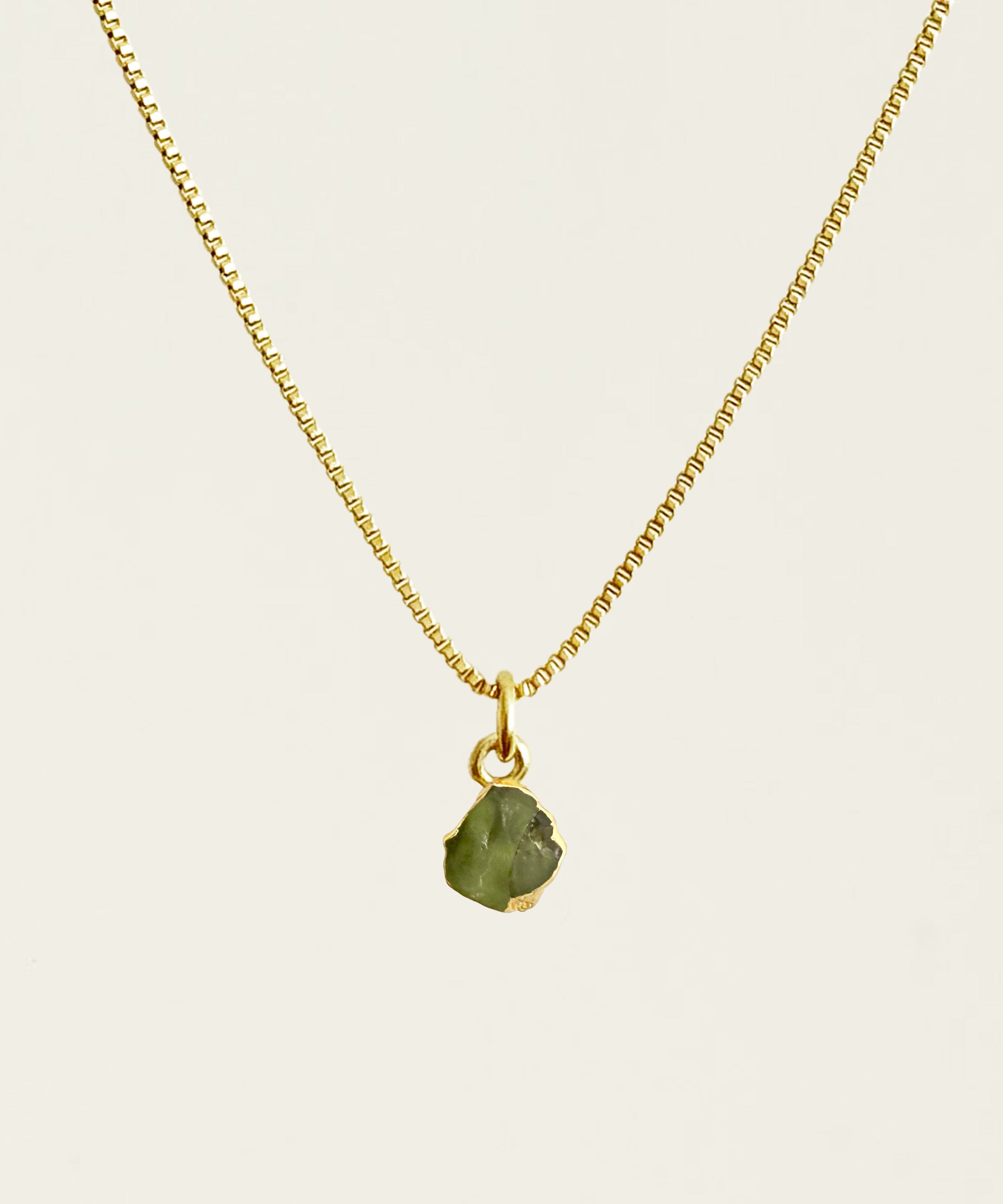 THE LEO NECKLACE WITH PERIDOT