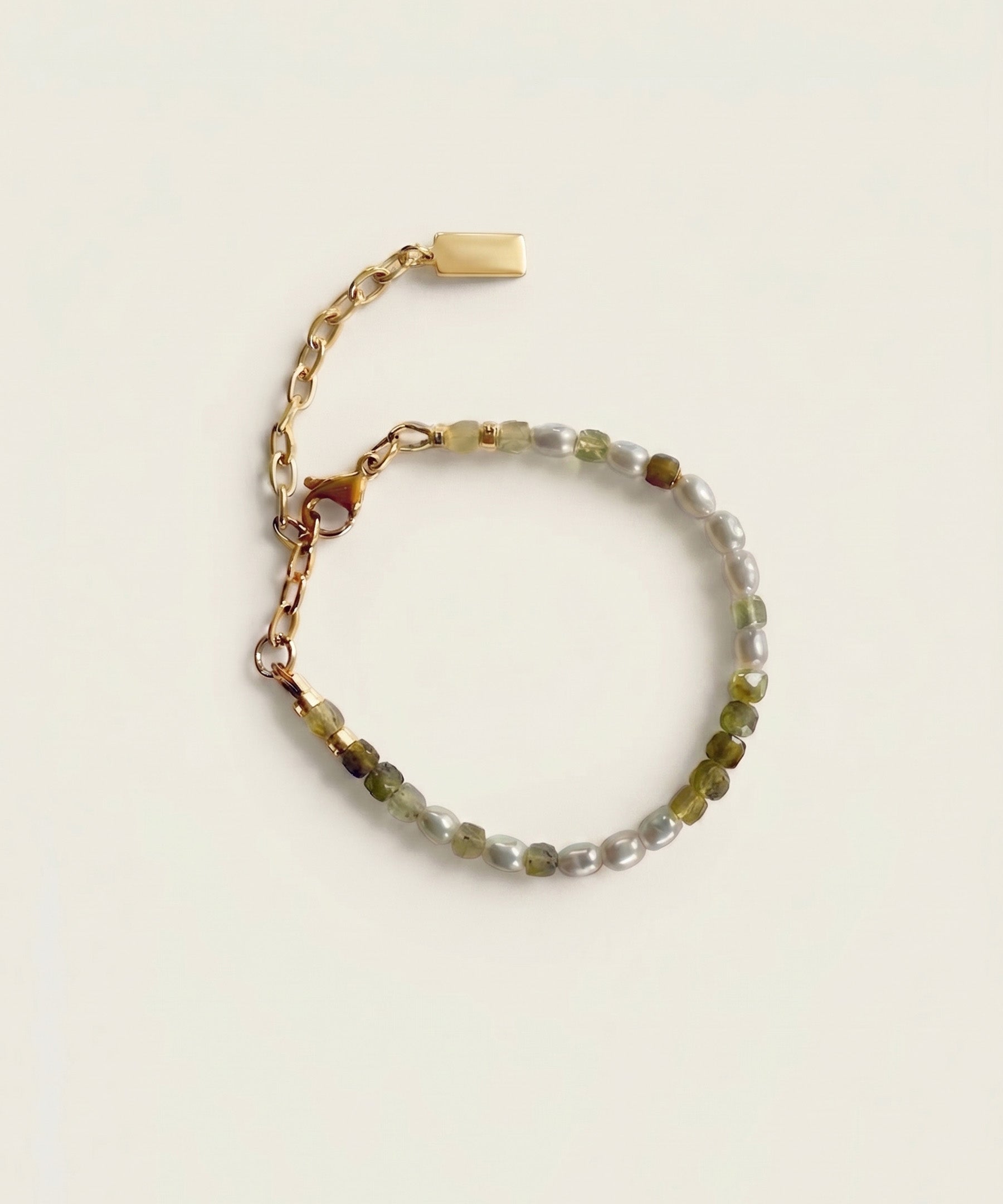 DIVINE LOVE BRACELET WITH TSAVORITE GARNET & PEARLS