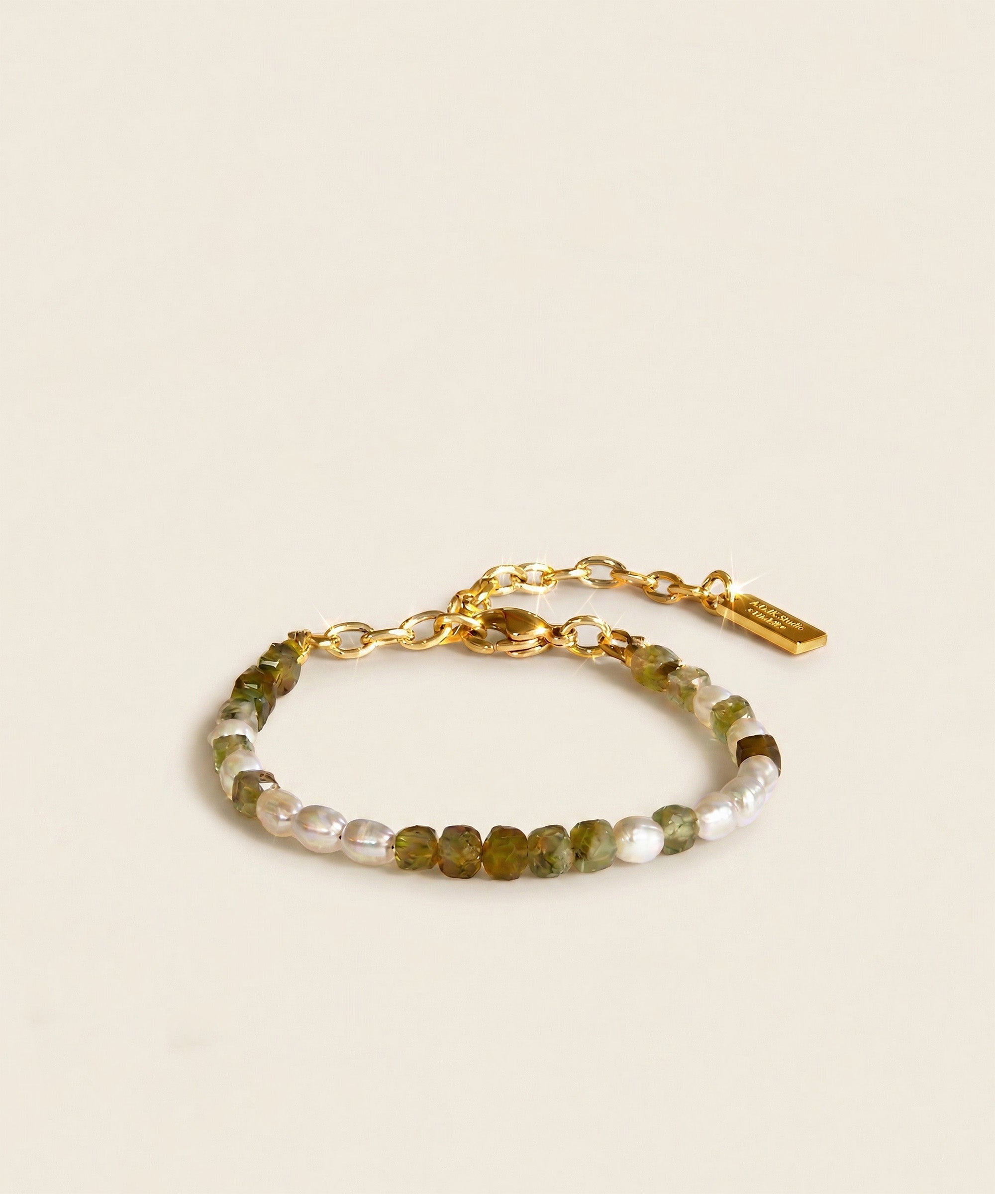 DIVINE LOVE BRACELET WITH TSAVORITE GARNET & PEARLS