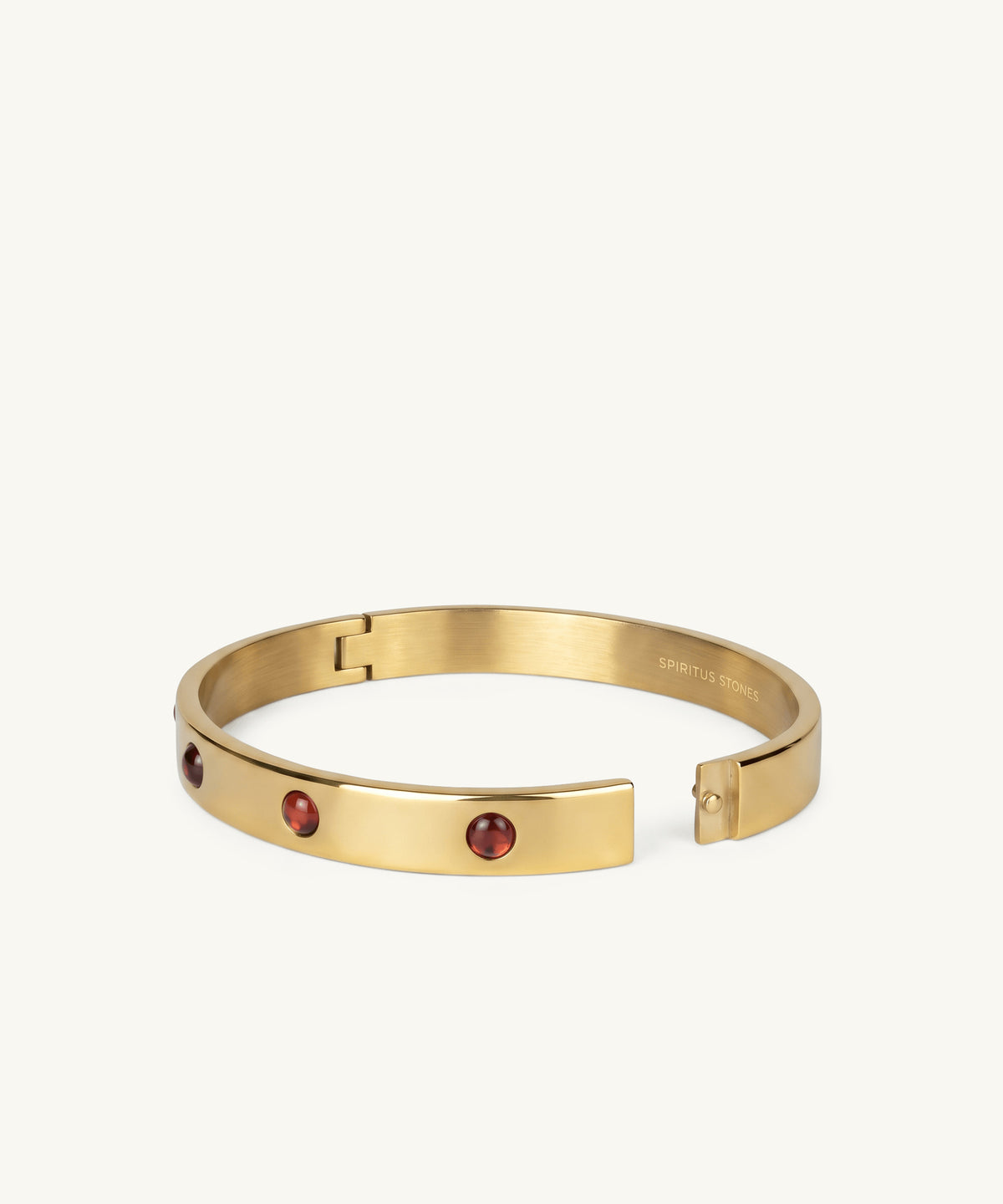 GUARDIAN BRACELET WITH GARNET