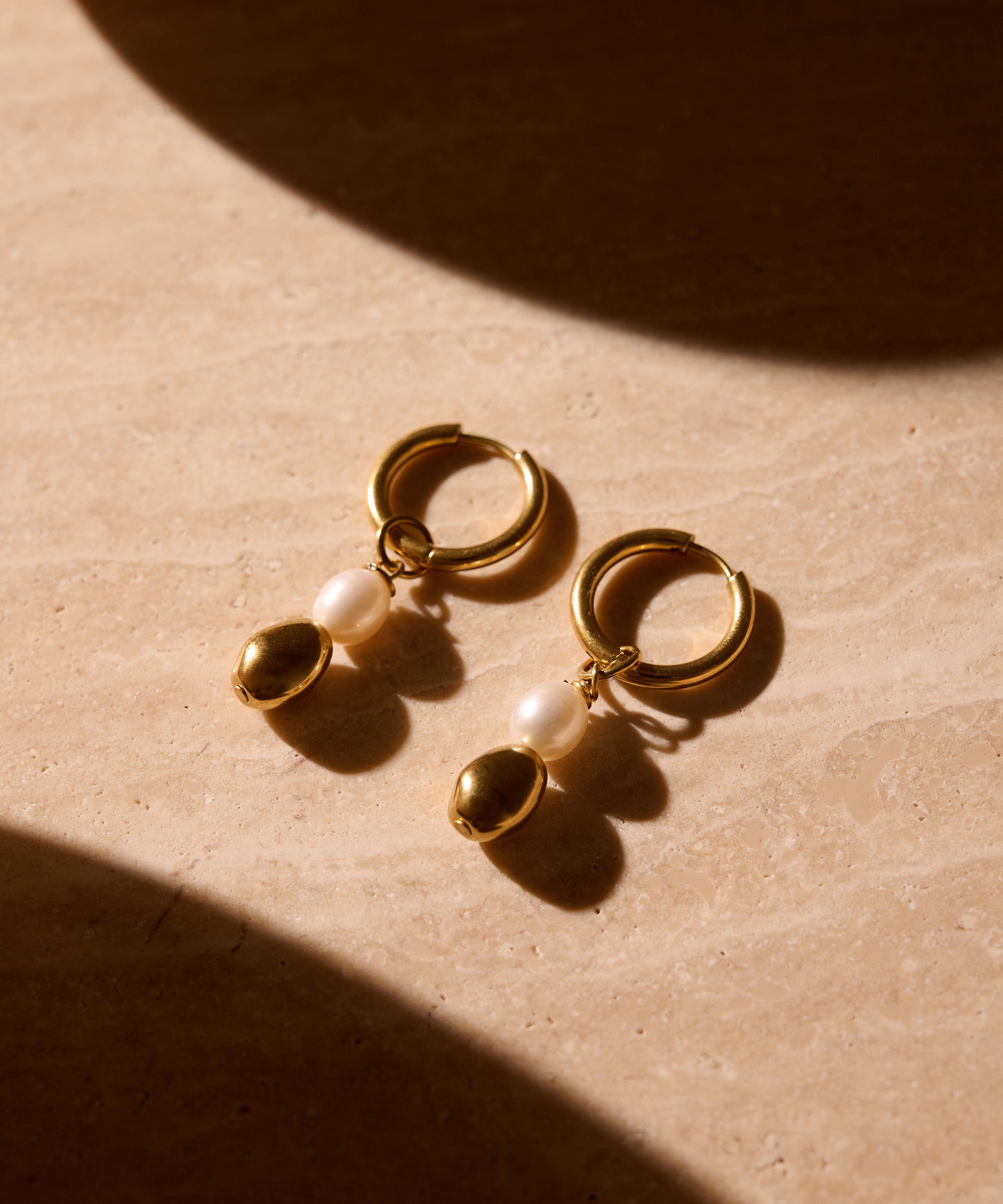 PRIMAL SAGE EARRINGS WITH PEARLS