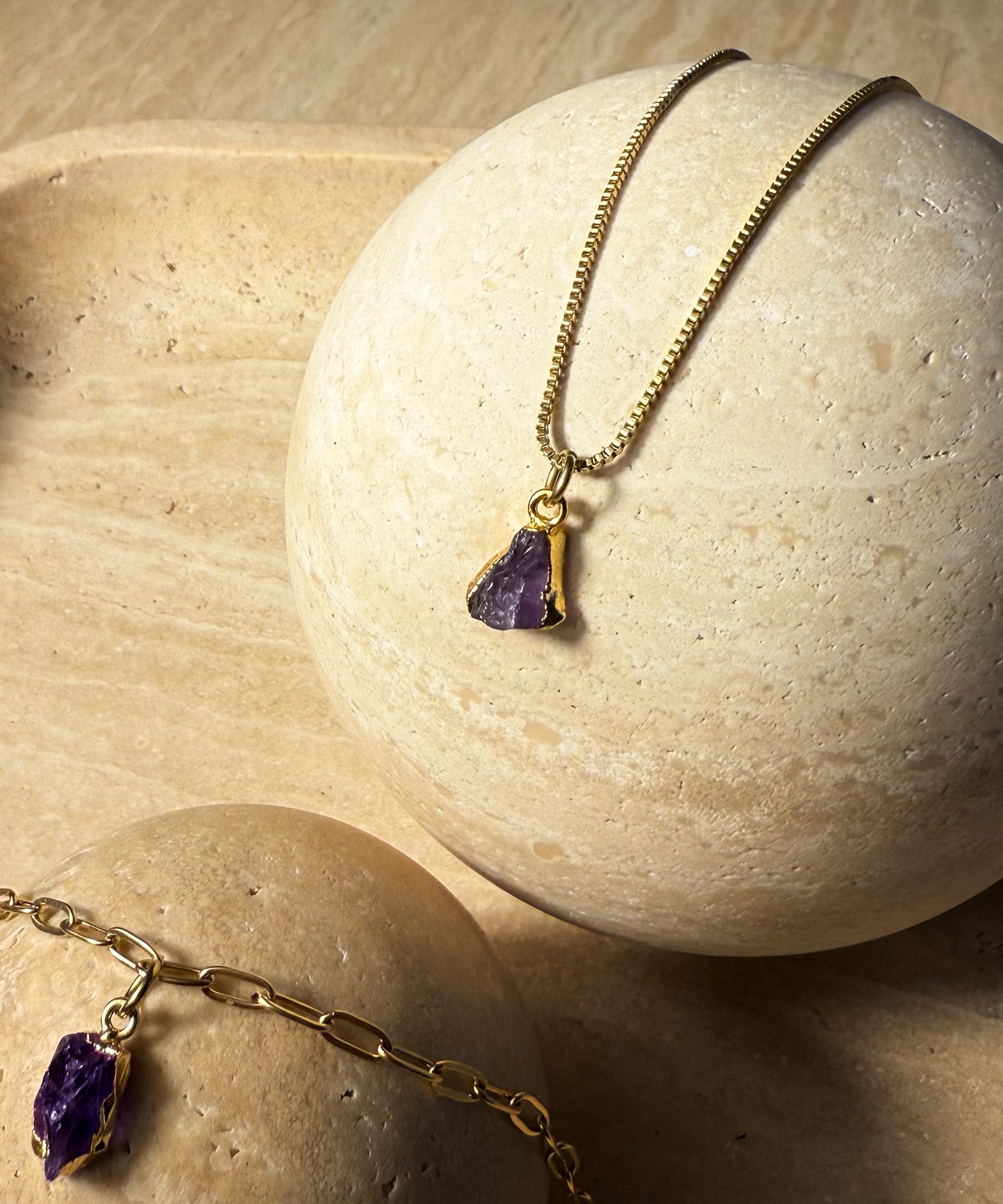 THE AQUARIUS NECKLACE WITH AMETHYST