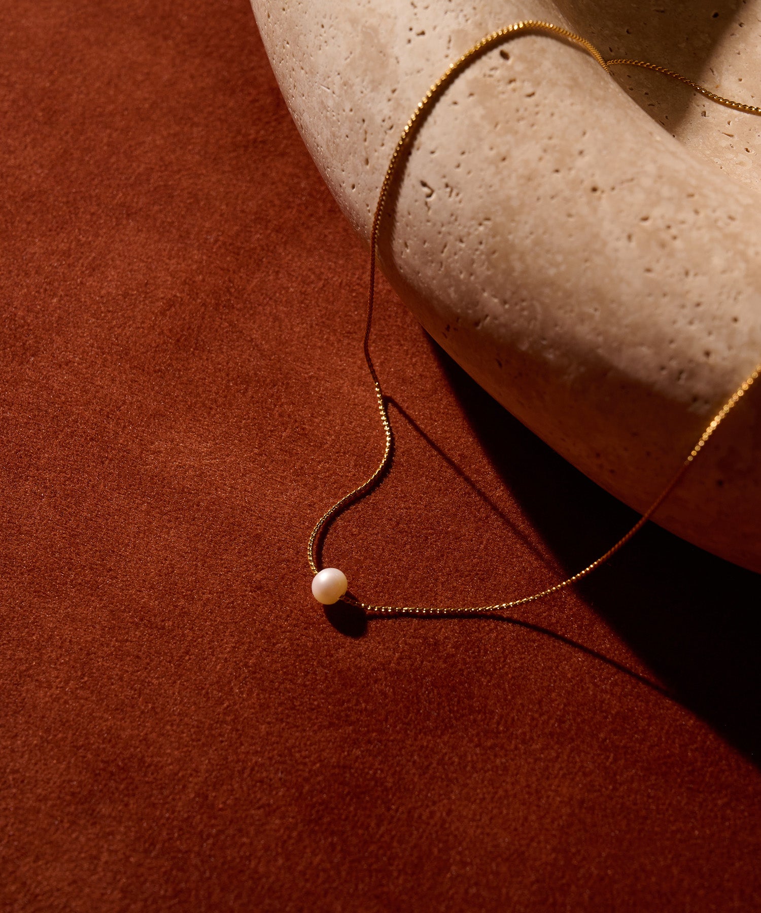 THE CALM TIDES NECKLACE WITH PEARL