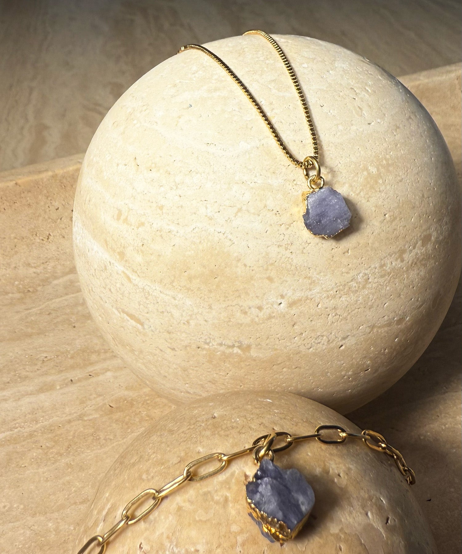 THE SAGITTARIUS NECKLACE WITH TANZANITE