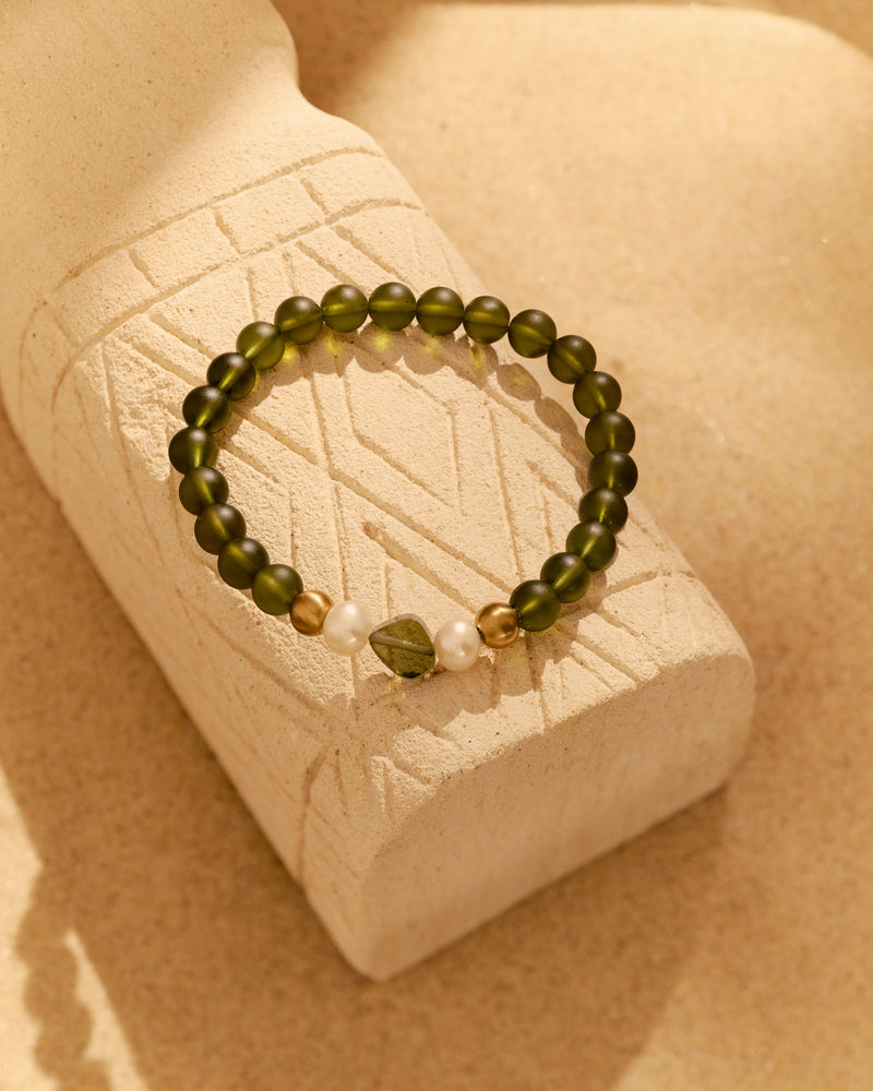 WANDERLUST ODYSSEY BRACELET WITH MOLDAVITE & PEARL (LIMITED-EDITION)